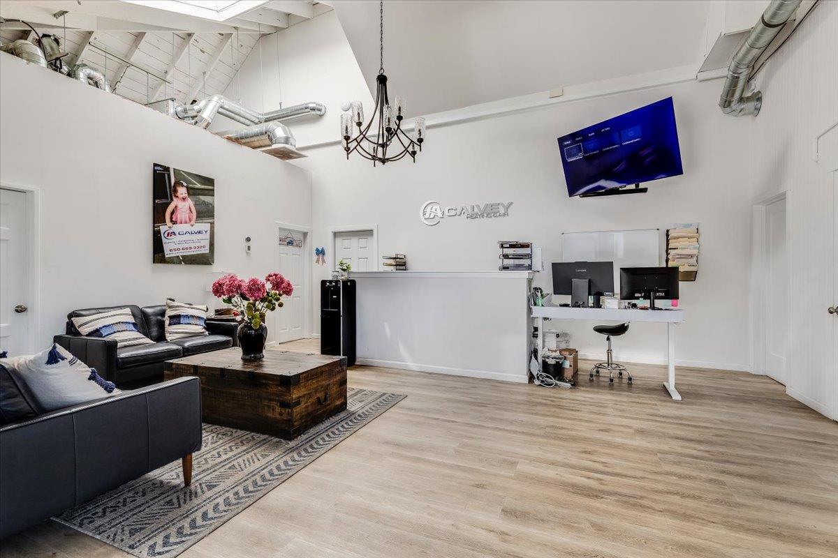 Detail Gallery Image 3 of 36 For 247 E Saint John St, San Jose,  CA 95112 - – Beds | – Baths