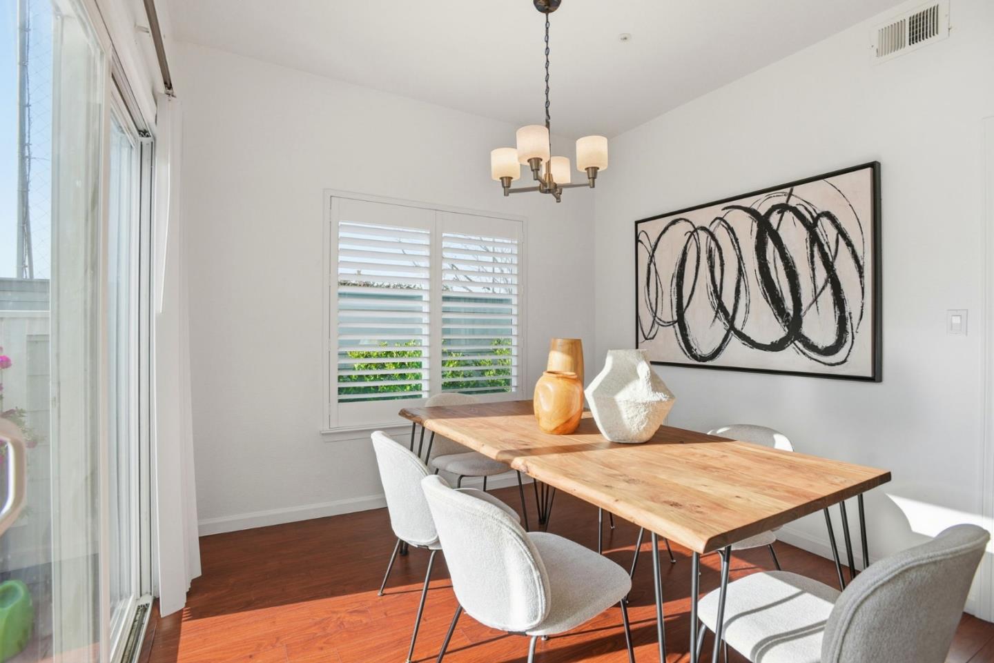 Detail Gallery Image 10 of 28 For 23 Dory Ln, Foster City,  CA 94404 - 2 Beds | 2/1 Baths