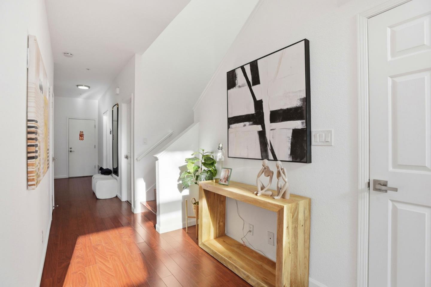 Detail Gallery Image 3 of 28 For 23 Dory Ln, Foster City,  CA 94404 - 2 Beds | 2/1 Baths