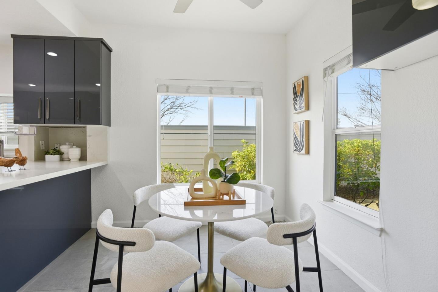 Detail Gallery Image 8 of 28 For 23 Dory Ln, Foster City,  CA 94404 - 2 Beds | 2/1 Baths