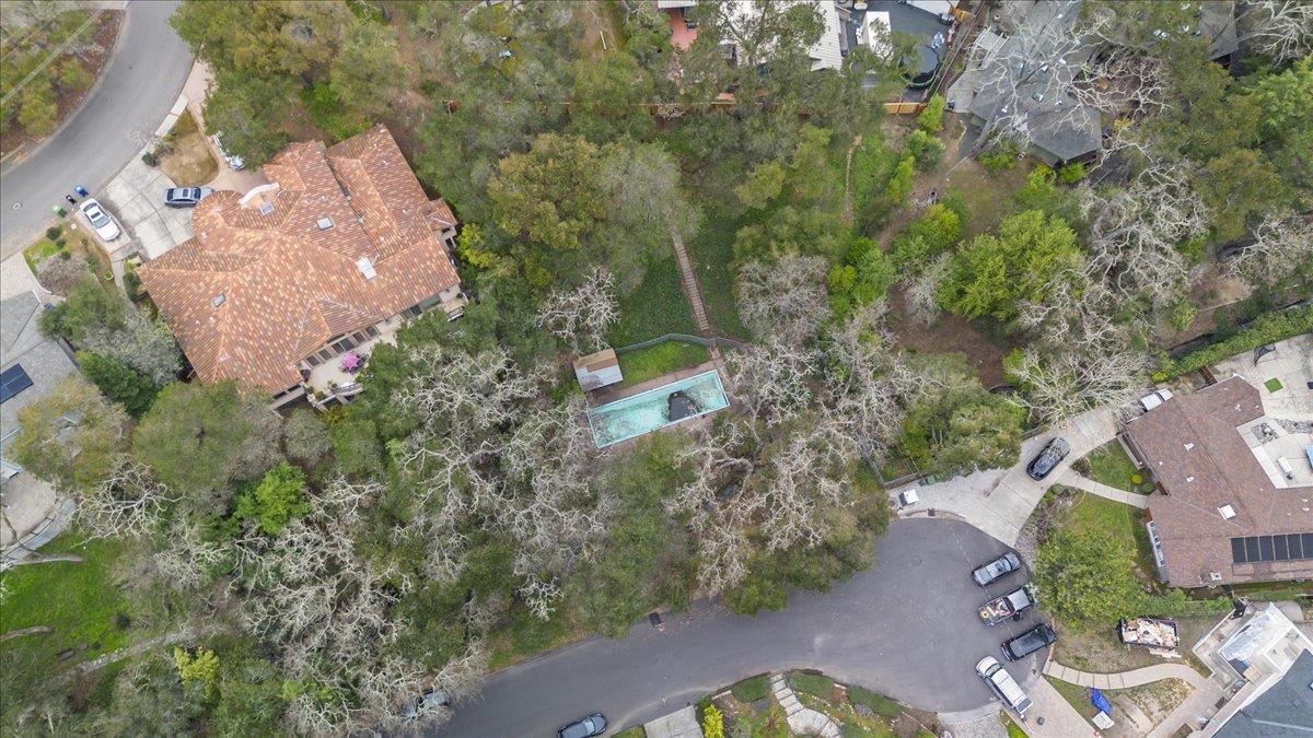 Detail Gallery Image 21 of 32 For 16235 W Ellenwood Ave, Monte Sereno,  CA 95030 - – Beds | – Baths