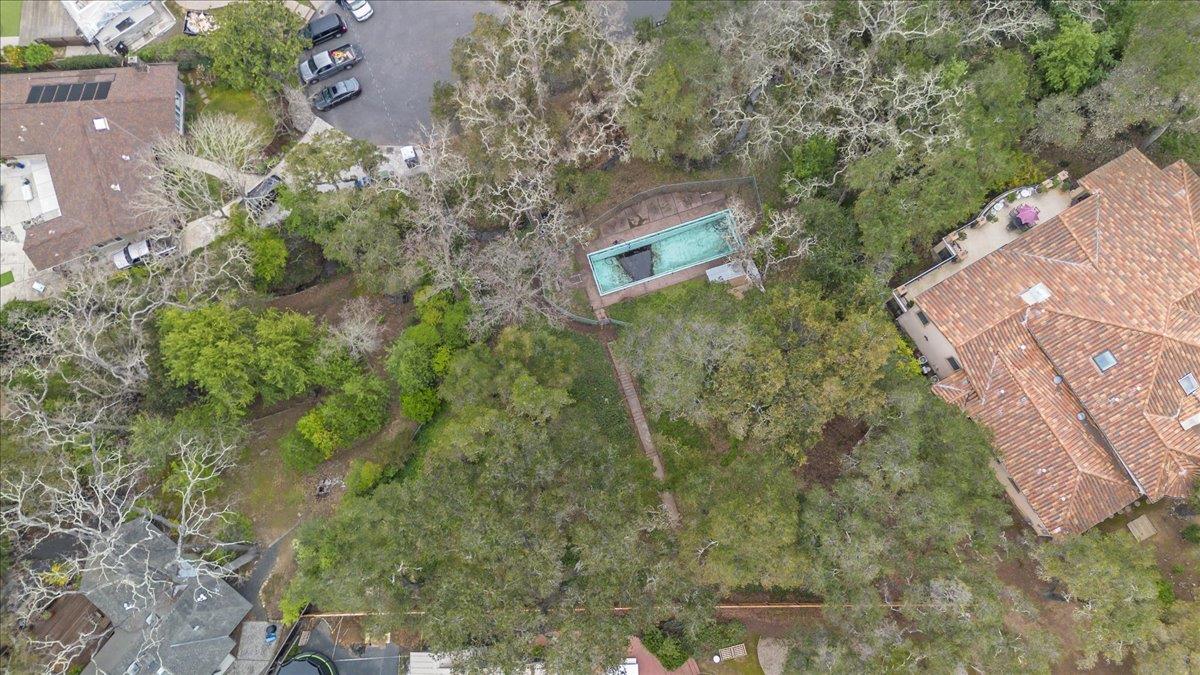 Detail Gallery Image 22 of 32 For 16235 W Ellenwood Ave, Monte Sereno,  CA 95030 - – Beds | – Baths