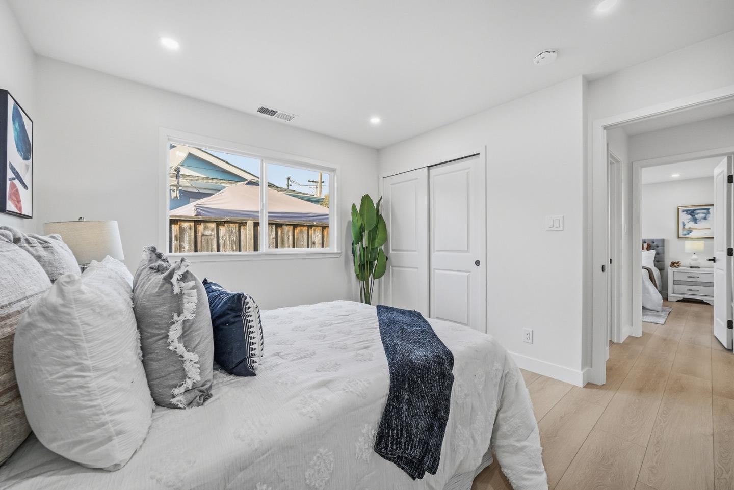 Detail Gallery Image 22 of 37 For 5083 Miramar Ave, San Jose,  CA 95129 - 4 Beds | 2/1 Baths