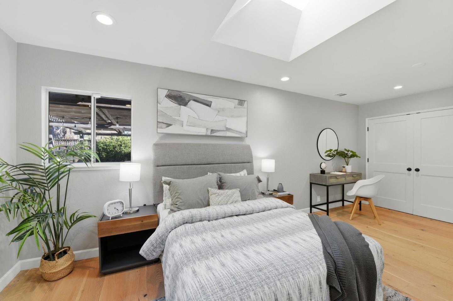 Detail Gallery Image 14 of 39 For 1657 Trona Way, San Jose,  CA 95125 - 4 Beds | 2/1 Baths