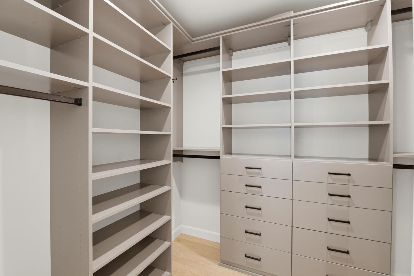 Detail Gallery Image 19 of 39 For 1657 Trona Way, San Jose,  CA 95125 - 4 Beds | 2/1 Baths