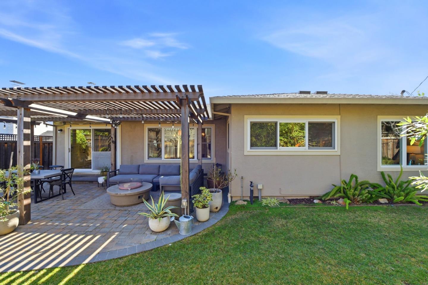 Detail Gallery Image 33 of 39 For 1657 Trona Way, San Jose,  CA 95125 - 4 Beds | 2/1 Baths