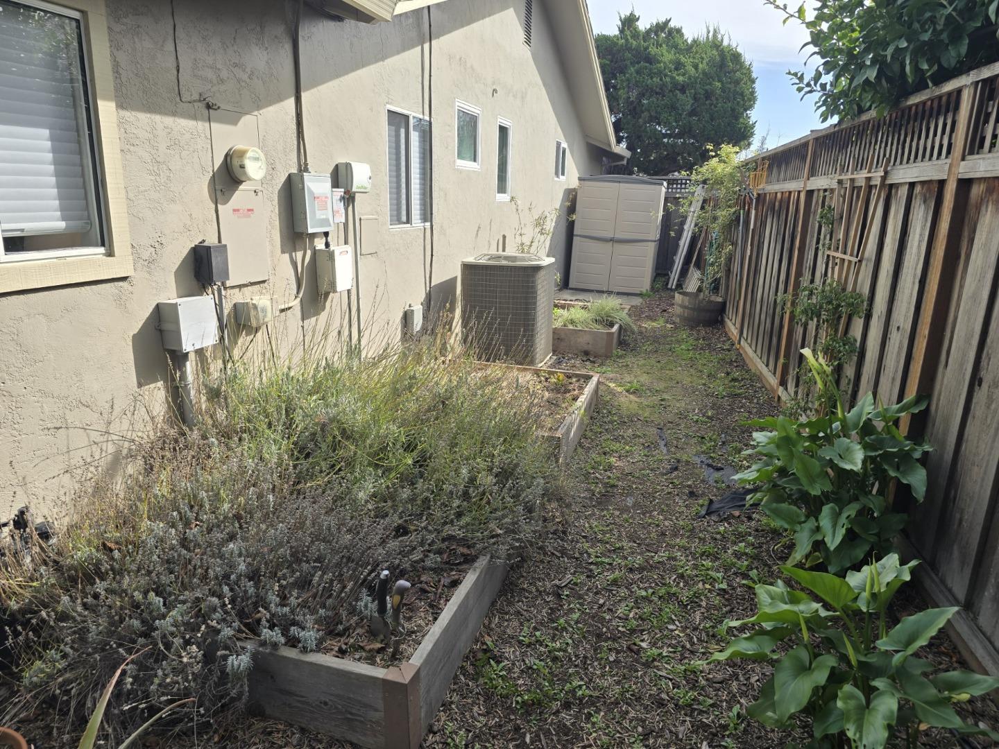 Detail Gallery Image 37 of 39 For 1657 Trona Way, San Jose,  CA 95125 - 4 Beds | 2/1 Baths