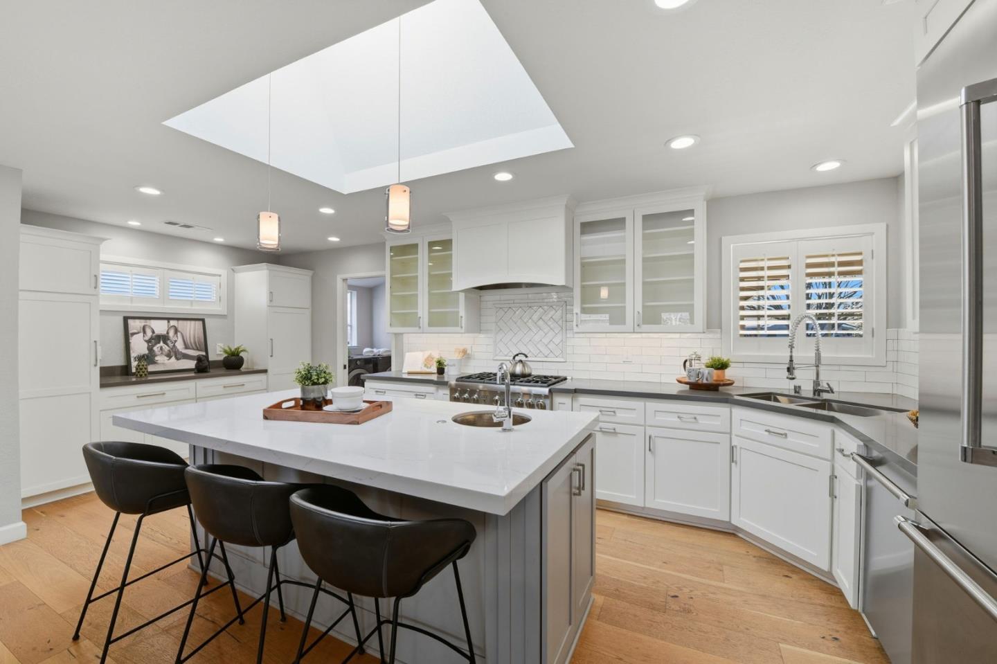 Detail Gallery Image 8 of 39 For 1657 Trona Way, San Jose,  CA 95125 - 4 Beds | 2/1 Baths