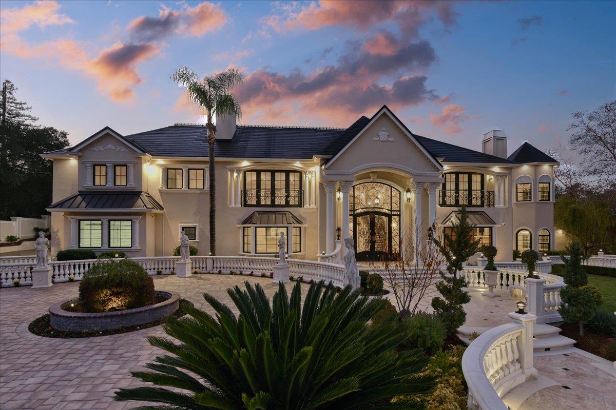 Detail Gallery Image 12 of 143 For 18911 Decatur Rd, Los Gatos,  CA 95030 - 10 Beds | 8/1 Baths