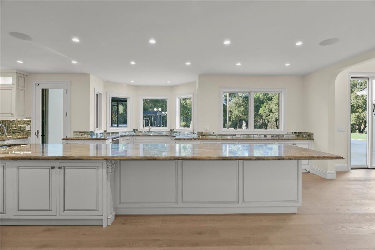 Detail Gallery Image 42 of 143 For 18911 Decatur Rd, Los Gatos,  CA 95030 - 10 Beds | 8/1 Baths