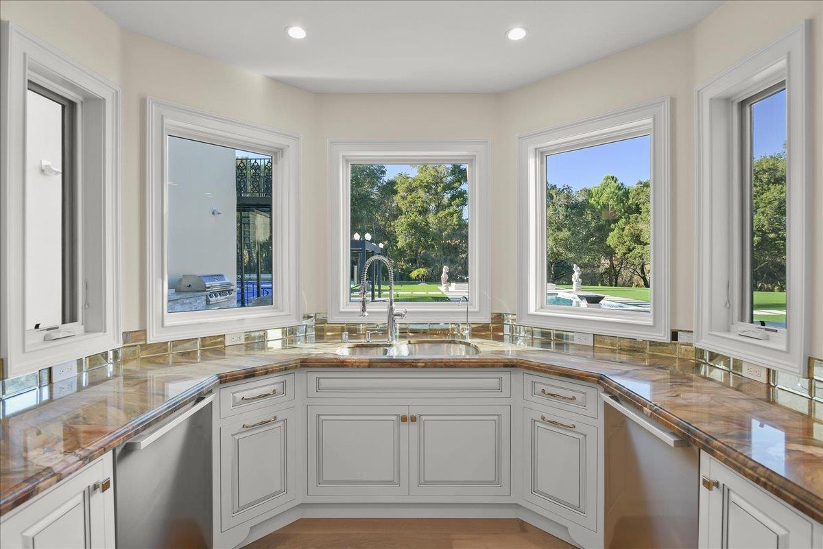 Detail Gallery Image 43 of 143 For 18911 Decatur Rd, Los Gatos,  CA 95030 - 10 Beds | 8/1 Baths