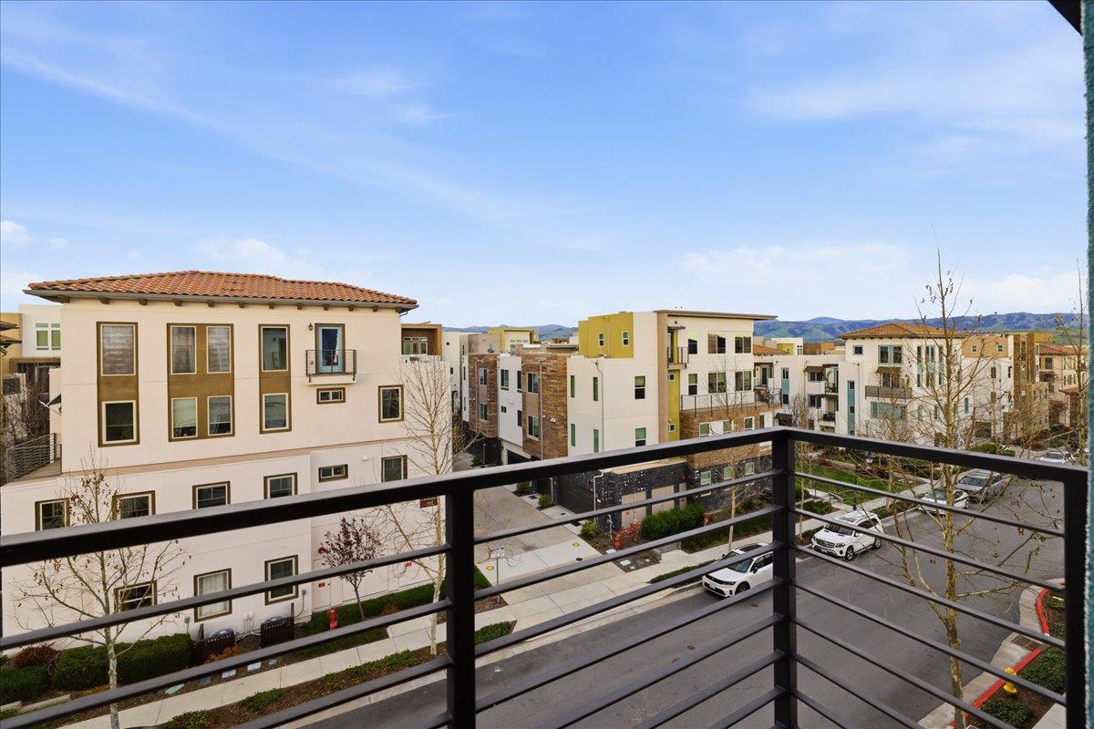 Detail Gallery Image 32 of 65 For 218 William Manly St #2,  San Jose,  CA 95136 - 3 Beds | 2 Baths