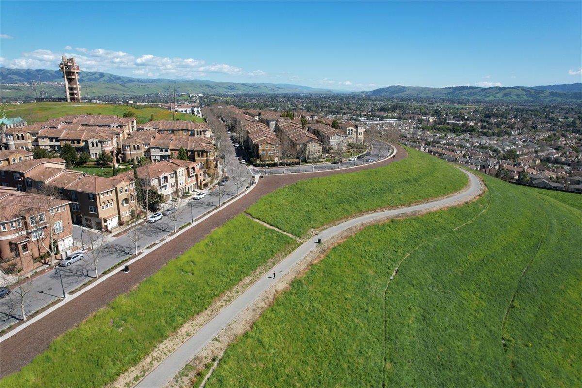 Detail Gallery Image 56 of 65 For 218 William Manly St #2,  San Jose,  CA 95136 - 3 Beds | 2 Baths