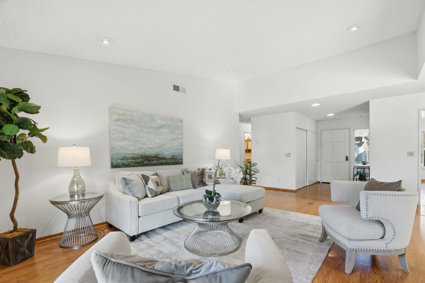 Detail Gallery Image 9 of 52 For 8076 Winery Ct, San Jose,  CA 95135 - 2 Beds | 2 Baths