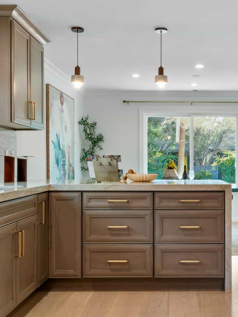 Detail Gallery Image 19 of 56 For 533 Robin Dr, Santa Clara,  CA 95050 - 4 Beds | 4 Baths