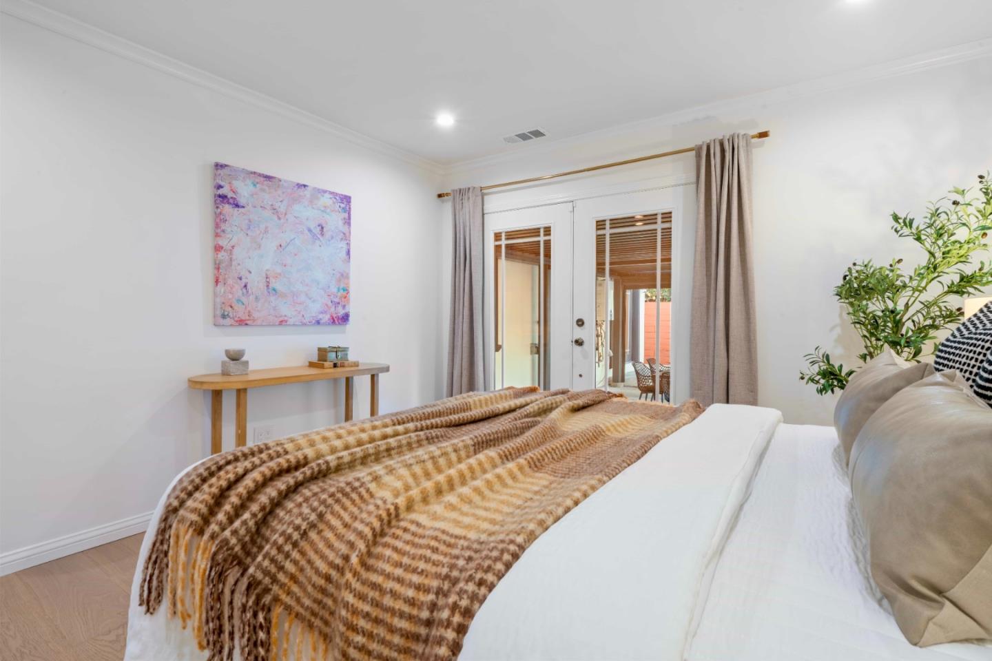 Detail Gallery Image 33 of 56 For 533 Robin Dr, Santa Clara,  CA 95050 - 4 Beds | 4 Baths