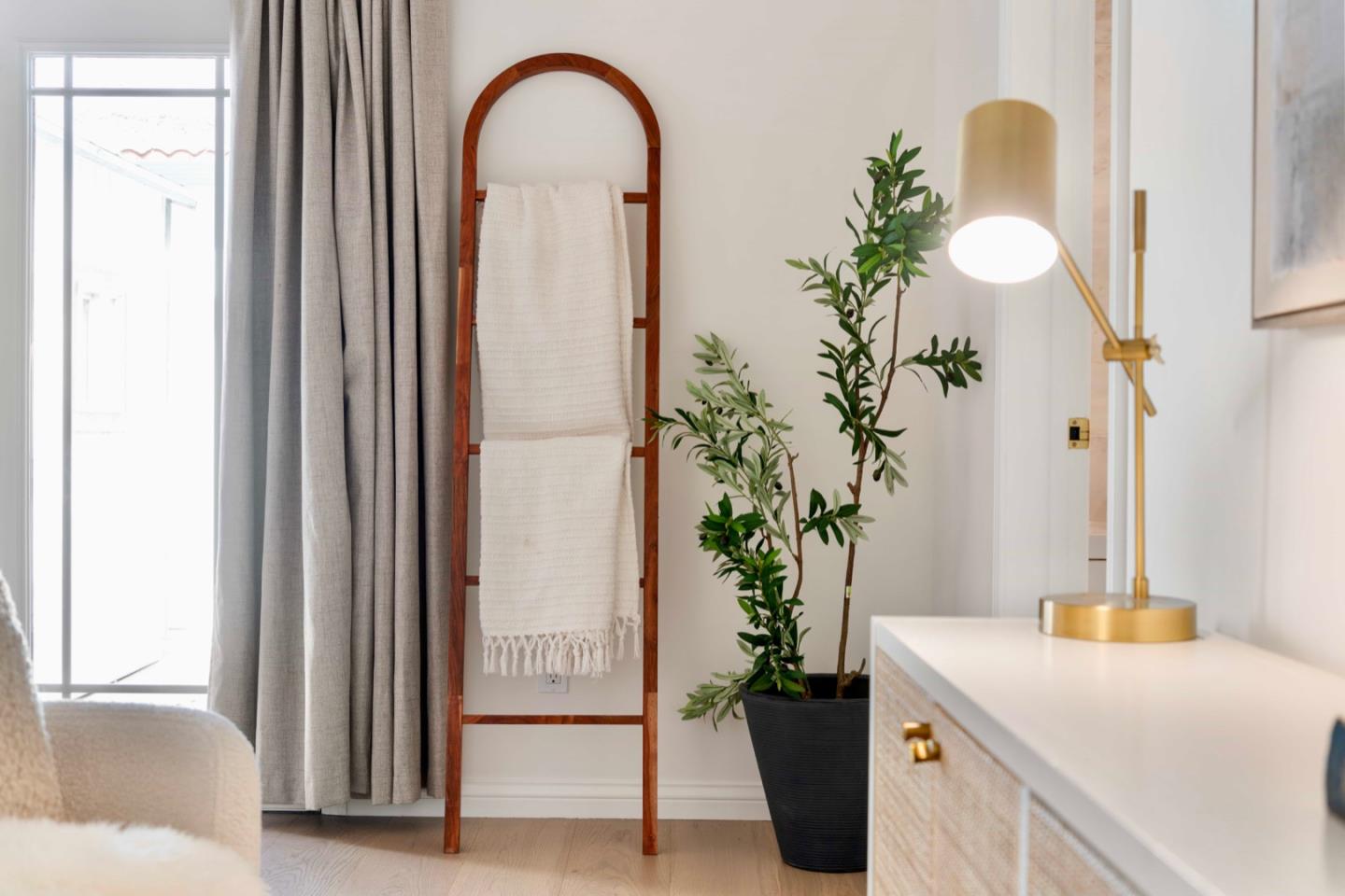 Detail Gallery Image 60 of 66 For 533 Robin Dr, Santa Clara,  CA 95050 - 4 Beds | 4 Baths