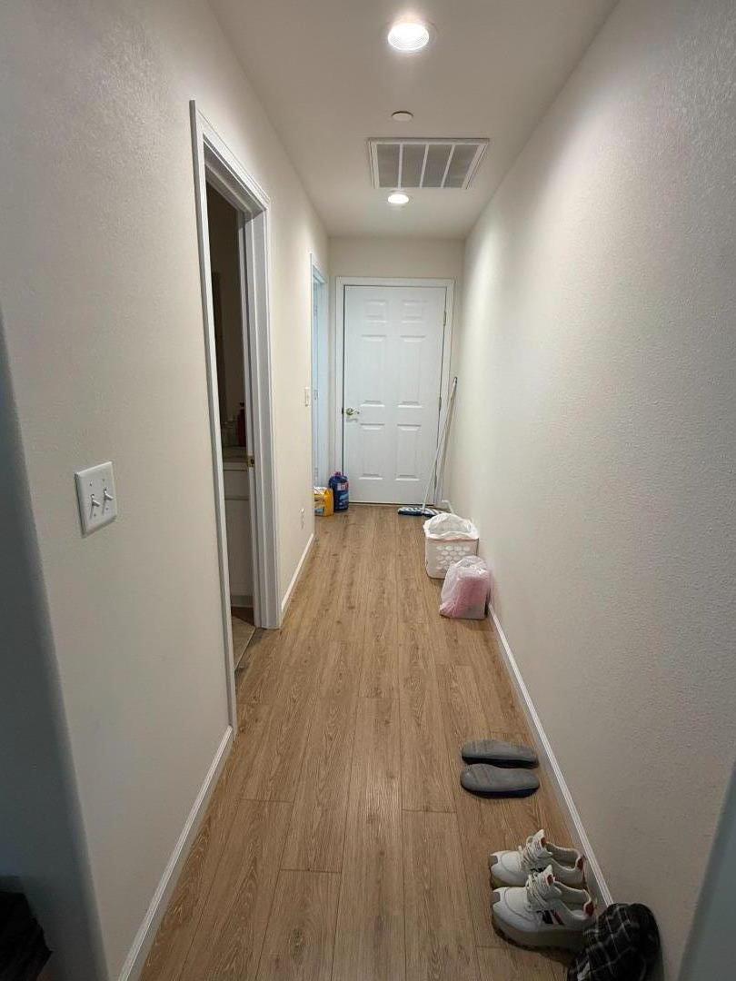 Detail Gallery Image 10 of 38 For 1523 Alameda Ave, Weed,  CA 96094 - 3 Beds | 2 Baths