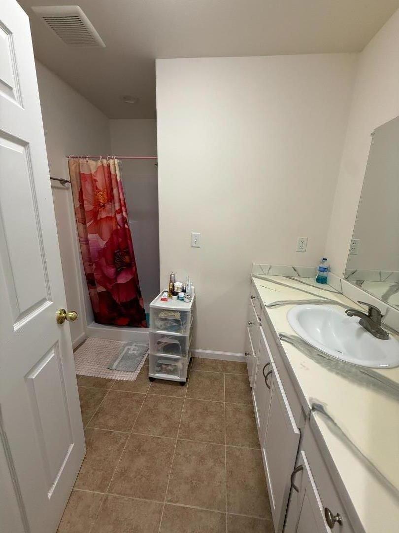 Detail Gallery Image 12 of 38 For 1523 Alameda Ave, Weed,  CA 96094 - 3 Beds | 2 Baths