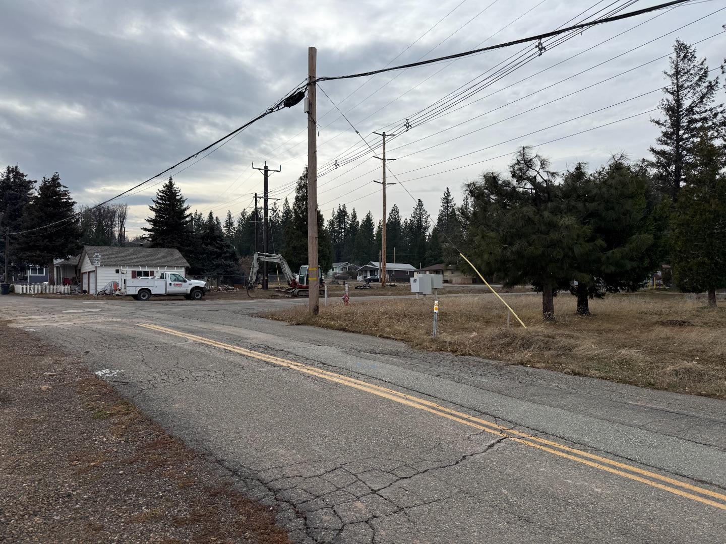 Detail Gallery Image 29 of 38 For 1523 Alameda Ave, Weed,  CA 96094 - 3 Beds | 2 Baths