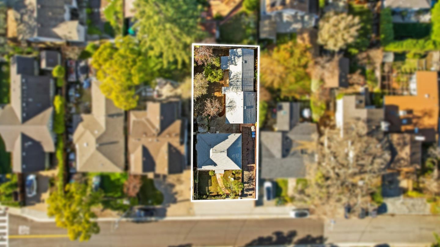 Detail Gallery Image 12 of 44 For 2066 Sterling Ave, Menlo Park,  CA 94025 - 3 Beds | 2 Baths