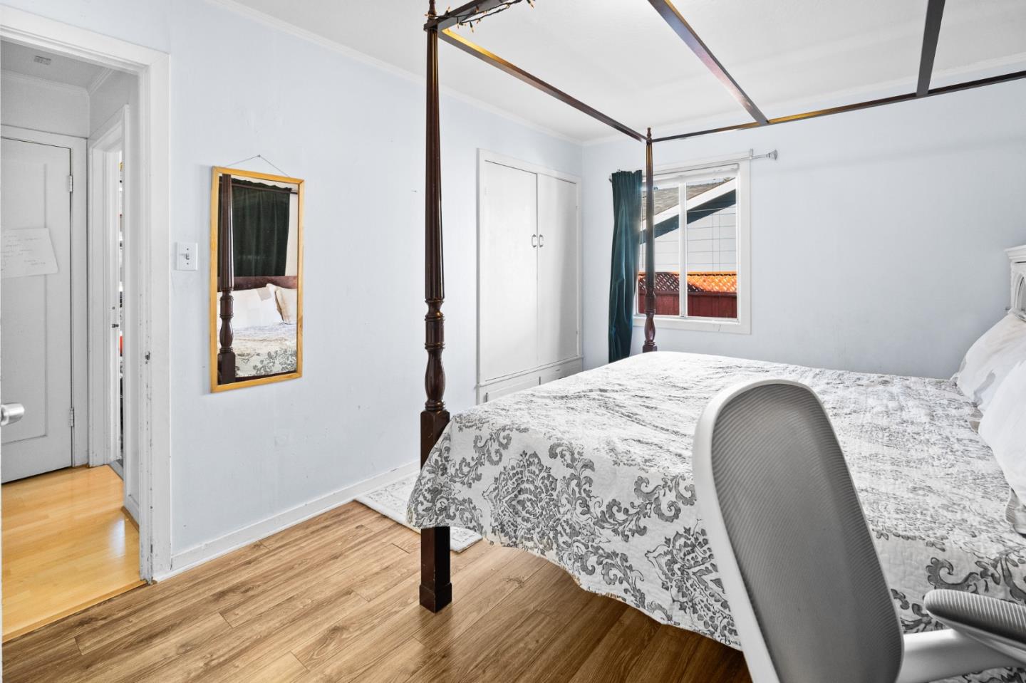 Detail Gallery Image 20 of 44 For 2066 Sterling Ave, Menlo Park,  CA 94025 - 3 Beds | 2 Baths