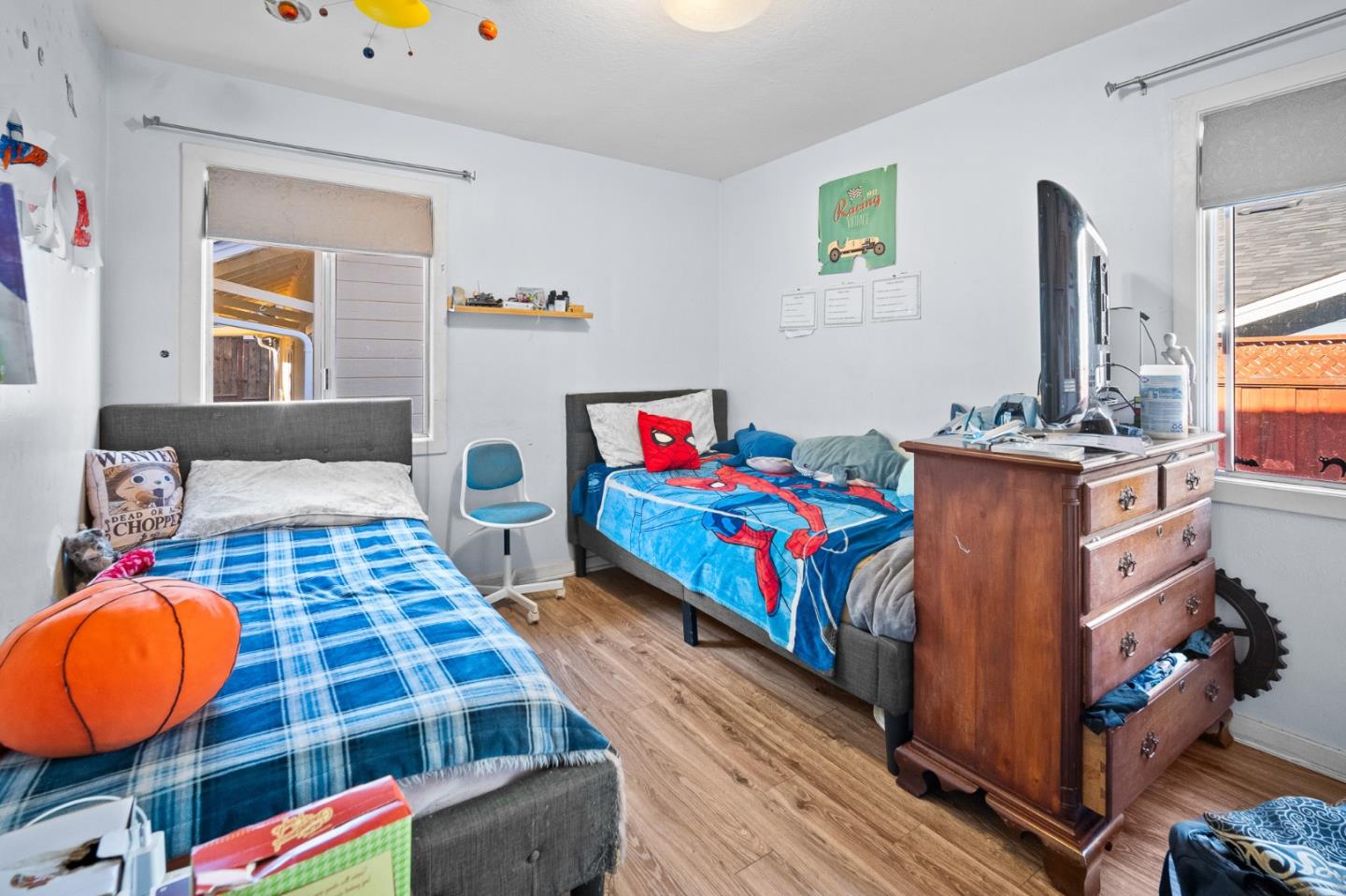 Detail Gallery Image 22 of 44 For 2066 Sterling Ave, Menlo Park,  CA 94025 - 3 Beds | 2 Baths