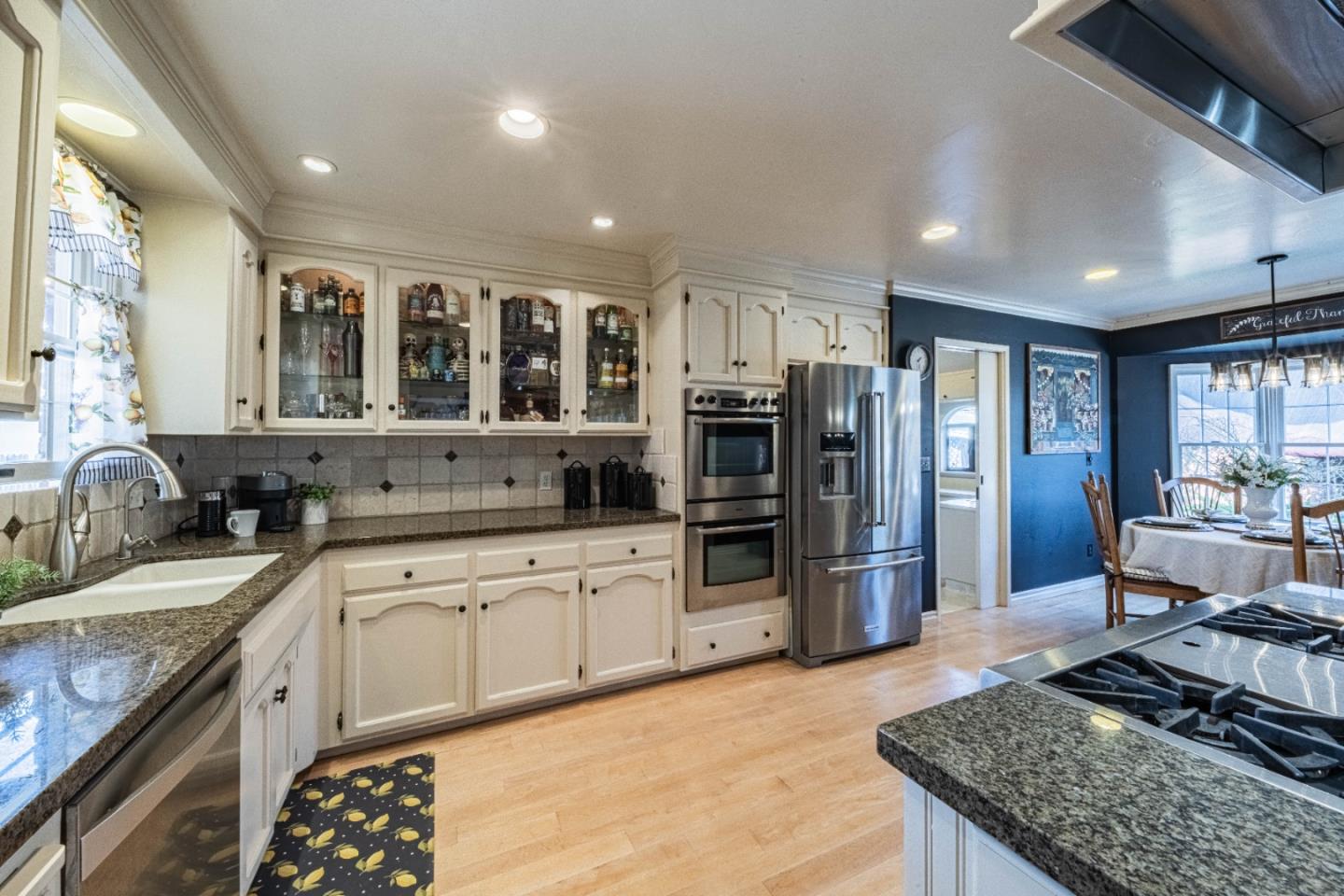 Detail Gallery Image 9 of 35 For 730 Lemos Ave, Salinas,  CA 93901 - 3 Beds | 2 Baths