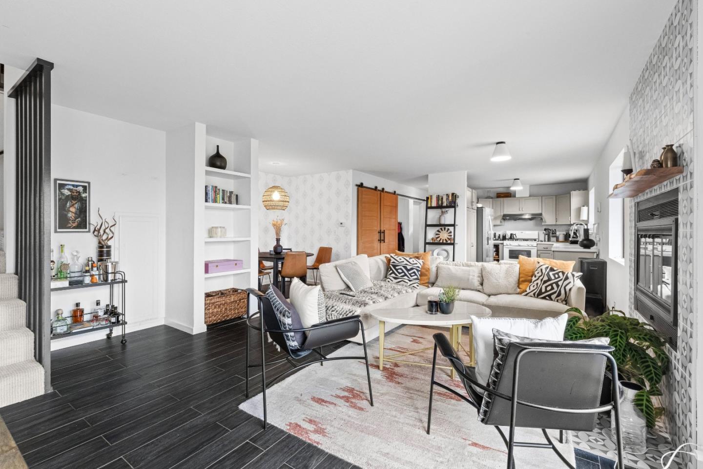 Detail Gallery Image 13 of 63 For 3320 Robinson Dr, Oakland,  CA 94602 - 2 Beds | 2/1 Baths