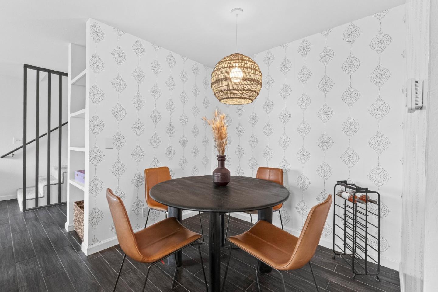 Detail Gallery Image 16 of 63 For 3320 Robinson Dr, Oakland,  CA 94602 - 2 Beds | 2/1 Baths