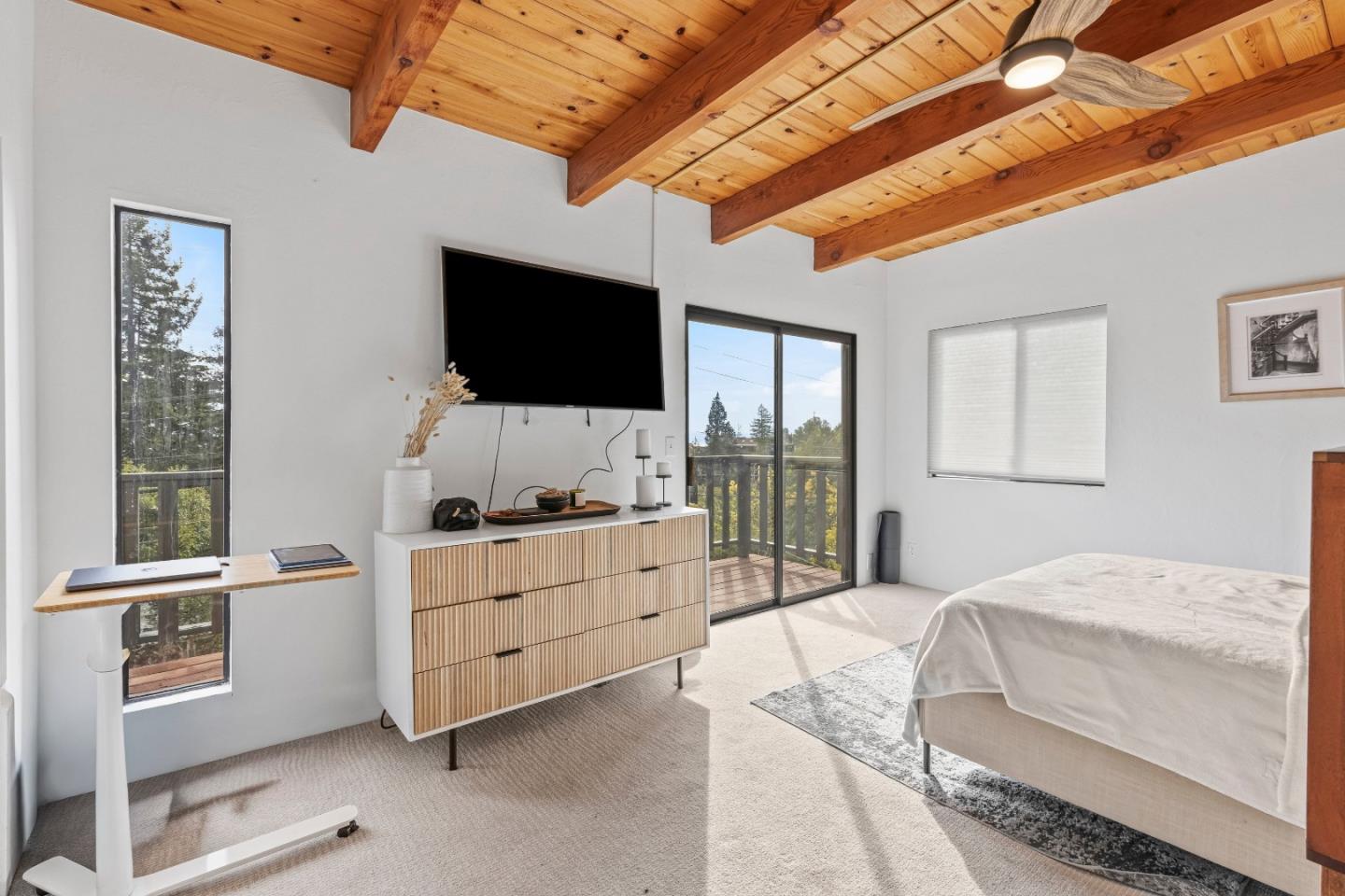 Detail Gallery Image 29 of 63 For 3320 Robinson Dr, Oakland,  CA 94602 - 2 Beds | 2/1 Baths