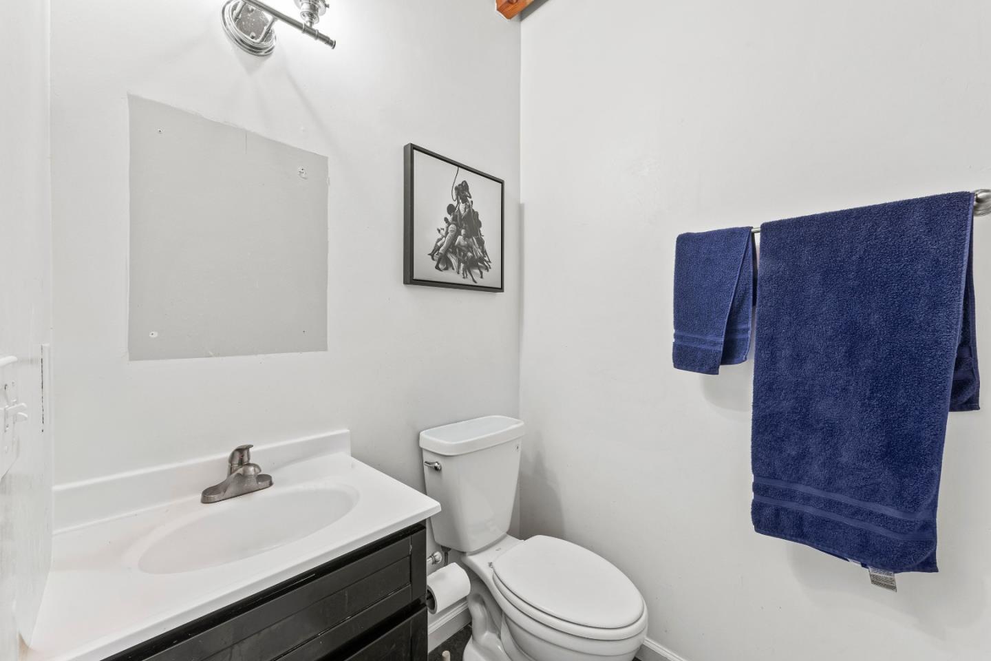 Detail Gallery Image 37 of 63 For 3320 Robinson Dr, Oakland,  CA 94602 - 2 Beds | 2/1 Baths