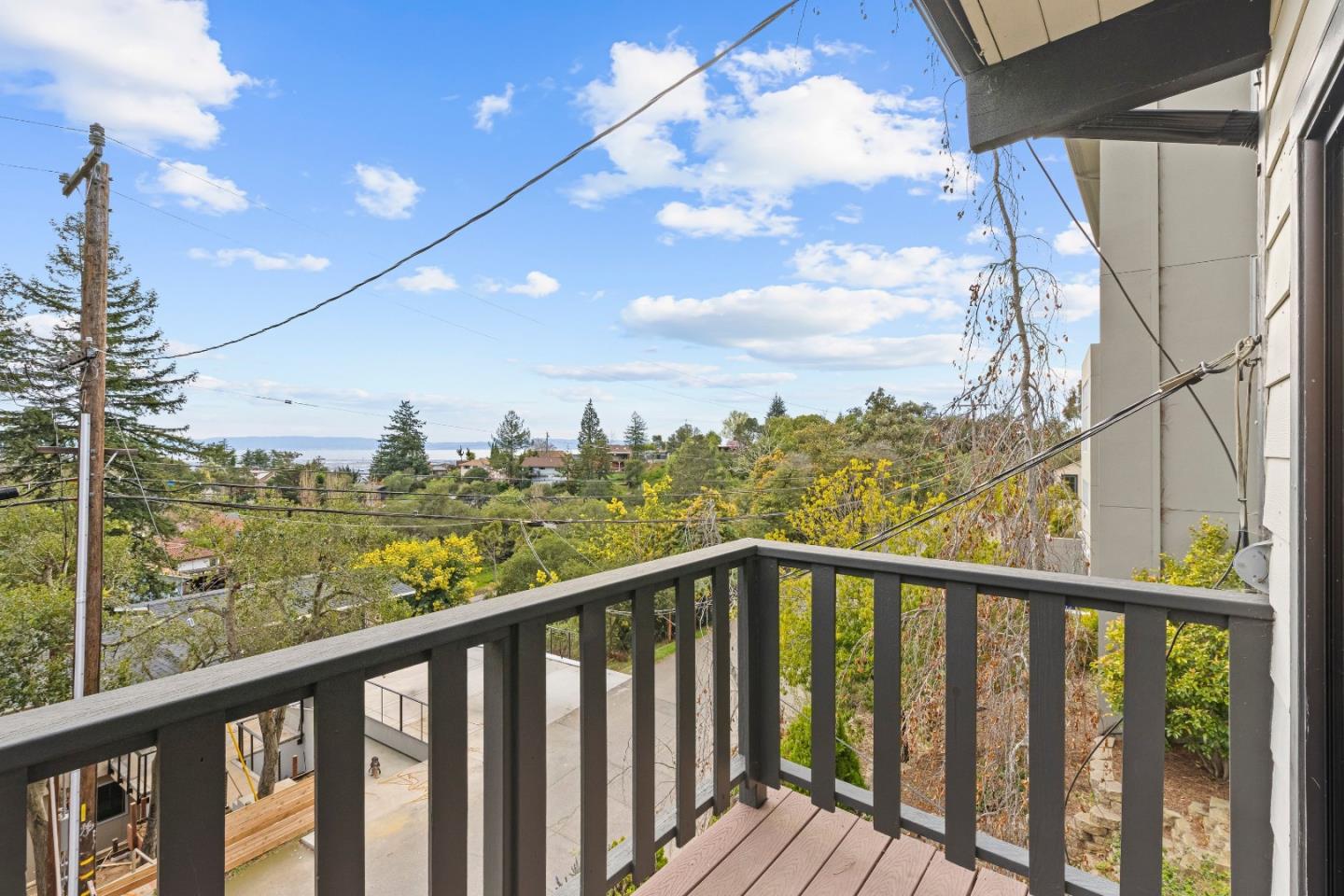 Detail Gallery Image 43 of 63 For 3320 Robinson Dr, Oakland,  CA 94602 - 2 Beds | 2/1 Baths