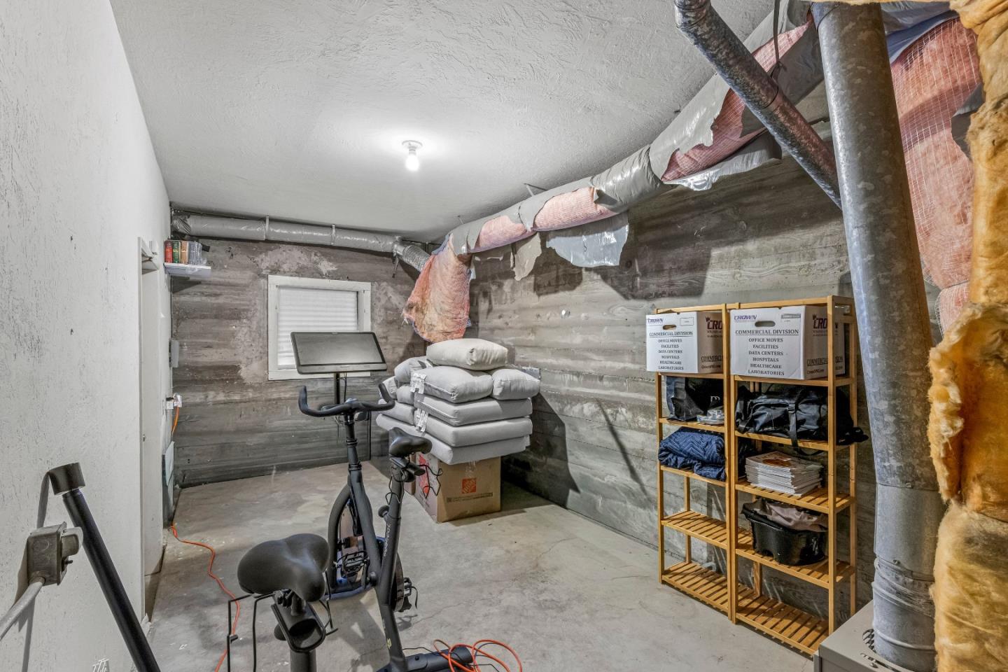 Detail Gallery Image 54 of 63 For 3320 Robinson Dr, Oakland,  CA 94602 - 2 Beds | 2/1 Baths