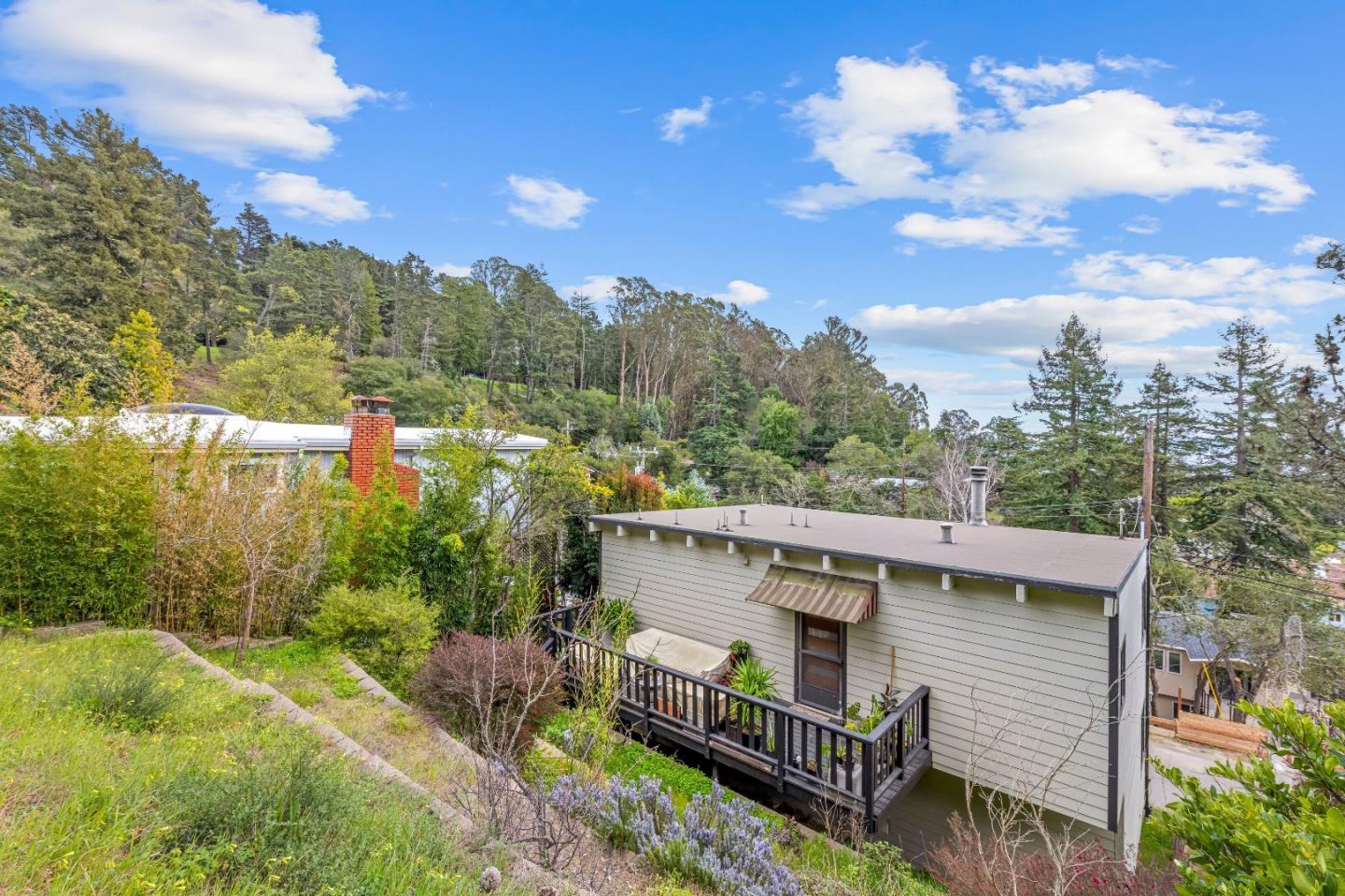 Detail Gallery Image 63 of 63 For 3320 Robinson Dr, Oakland,  CA 94602 - 2 Beds | 2/1 Baths