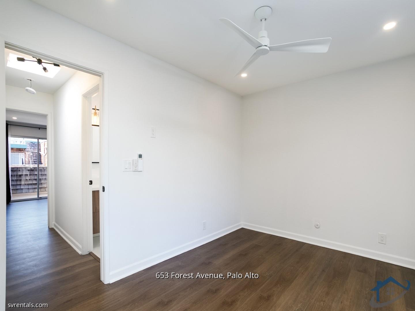 Detail Gallery Image 13 of 19 For 653 Forest Ave, Palo Alto,  CA 94301 - 2 Beds | 1/1 Baths