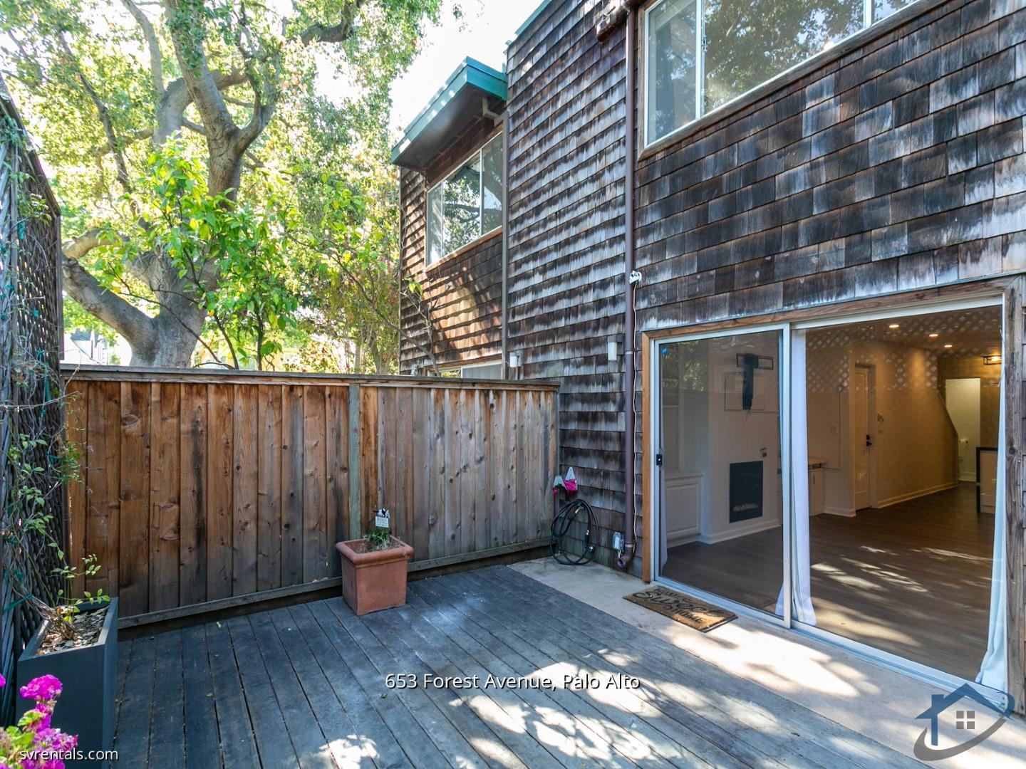 Detail Gallery Image 17 of 19 For 653 Forest Ave, Palo Alto,  CA 94301 - 2 Beds | 1/1 Baths
