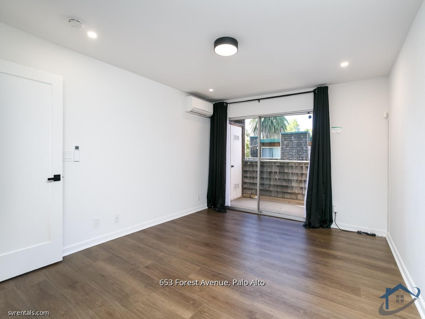 Detail Gallery Image 9 of 19 For 653 Forest Ave, Palo Alto,  CA 94301 - 2 Beds | 1/1 Baths