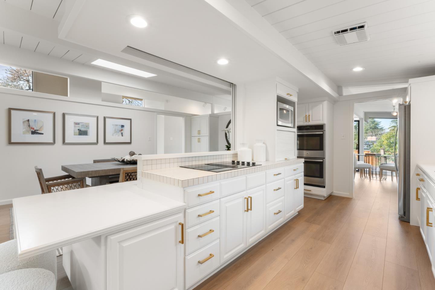 Detail Gallery Image 23 of 57 For 823 Sonoma Ter, Stanford,  CA 94305 - 3 Beds | 2 Baths