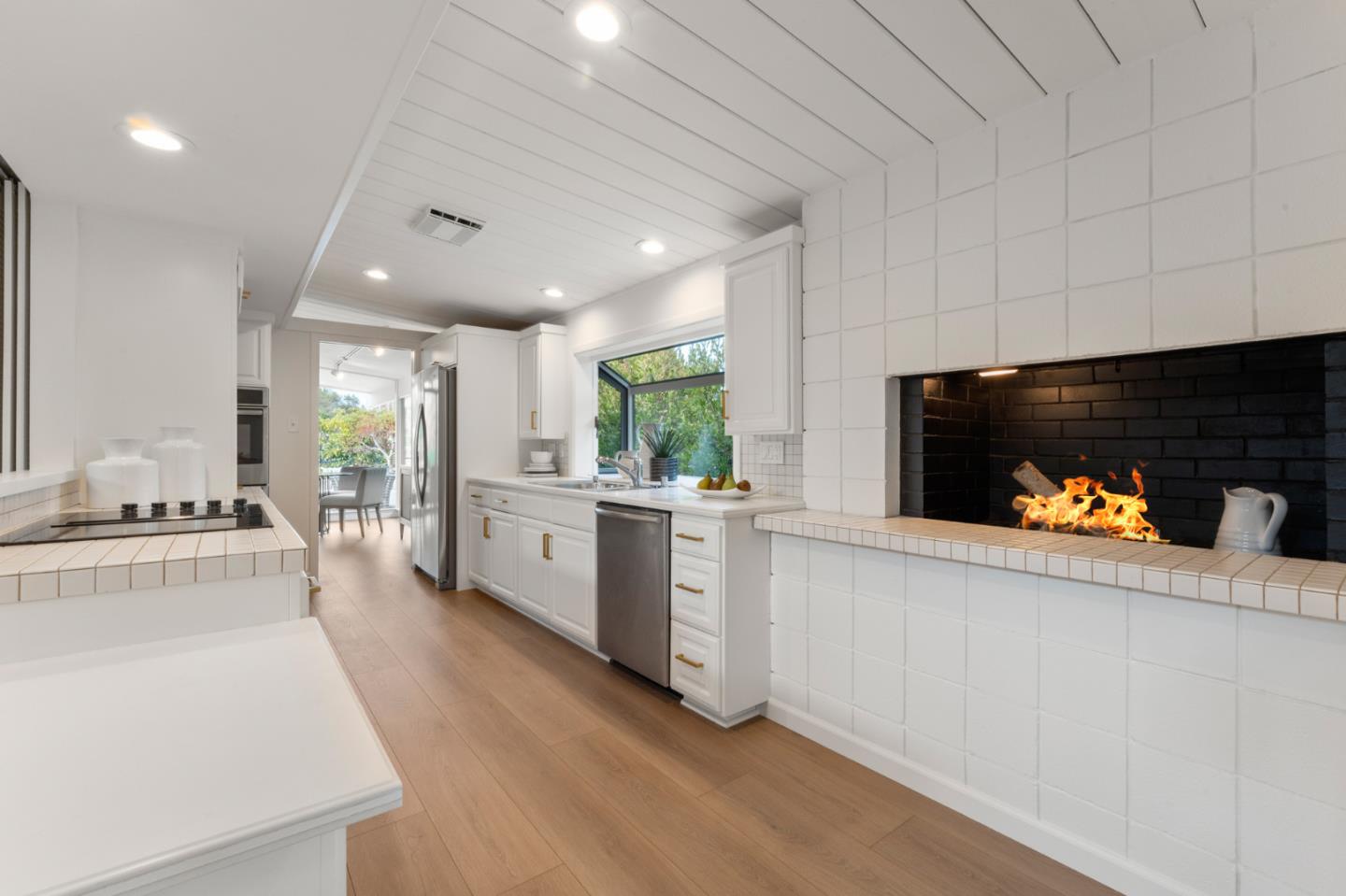 Detail Gallery Image 25 of 57 For 823 Sonoma Ter, Stanford,  CA 94305 - 3 Beds | 2 Baths