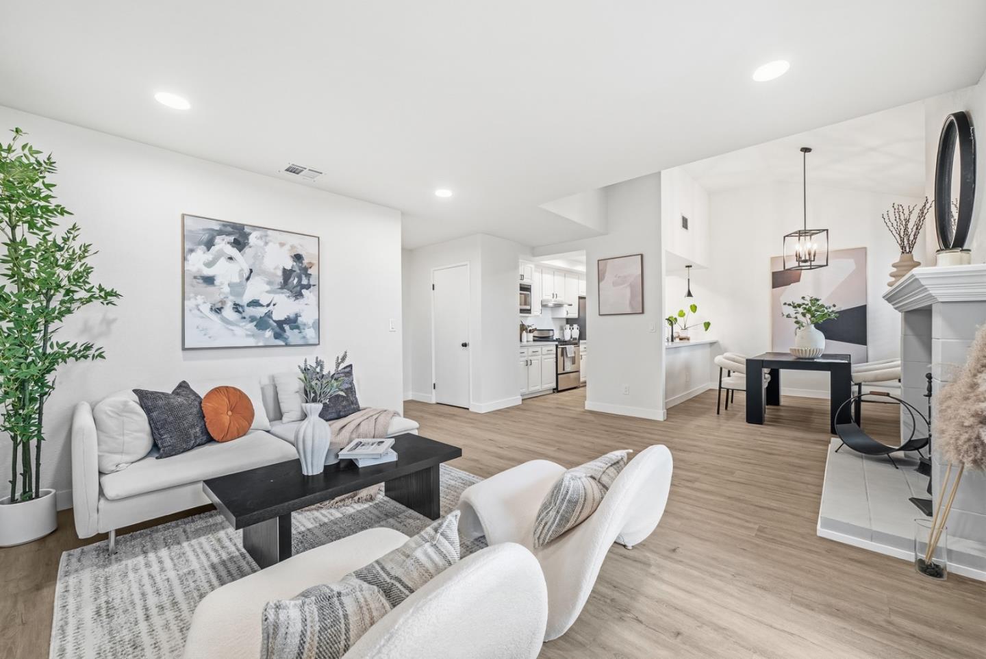 Detail Gallery Image 4 of 31 For 3705 Terstena Pl #201,  Santa Clara,  CA 95051 - 2 Beds | 2 Baths