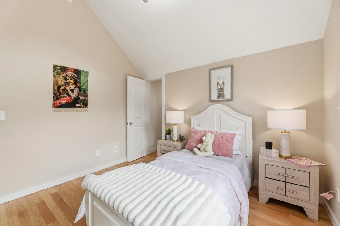 Detail Gallery Image 17 of 30 For 14637 Big Basin Way, Saratoga,  CA 95070 - 3 Beds | 3/1 Baths