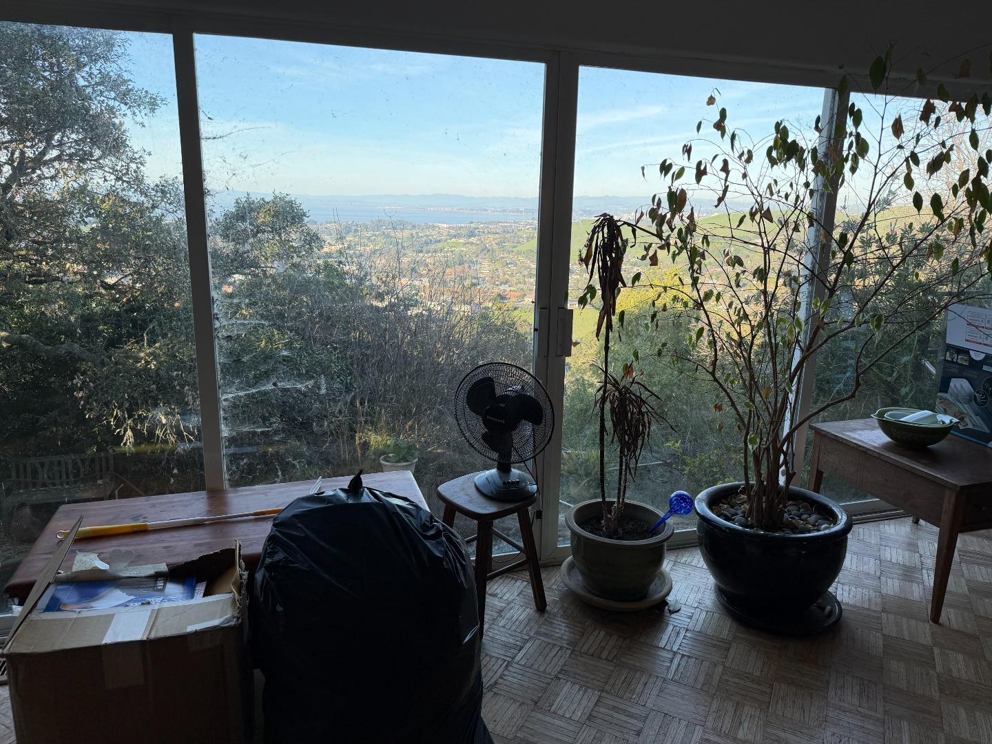 Detail Gallery Image 12 of 45 For 6078 Skyline Dr, El Sobrante,  CA 94803 - 3 Beds | 2 Baths