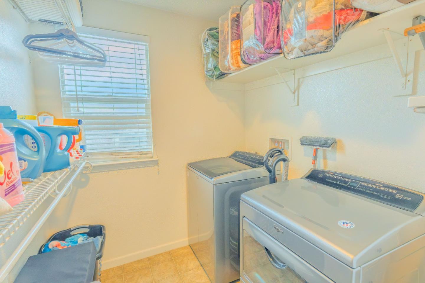 Detail Gallery Image 23 of 31 For 225 Montevina Way, Hayward,  CA 94545 - 3 Beds | 2/1 Baths