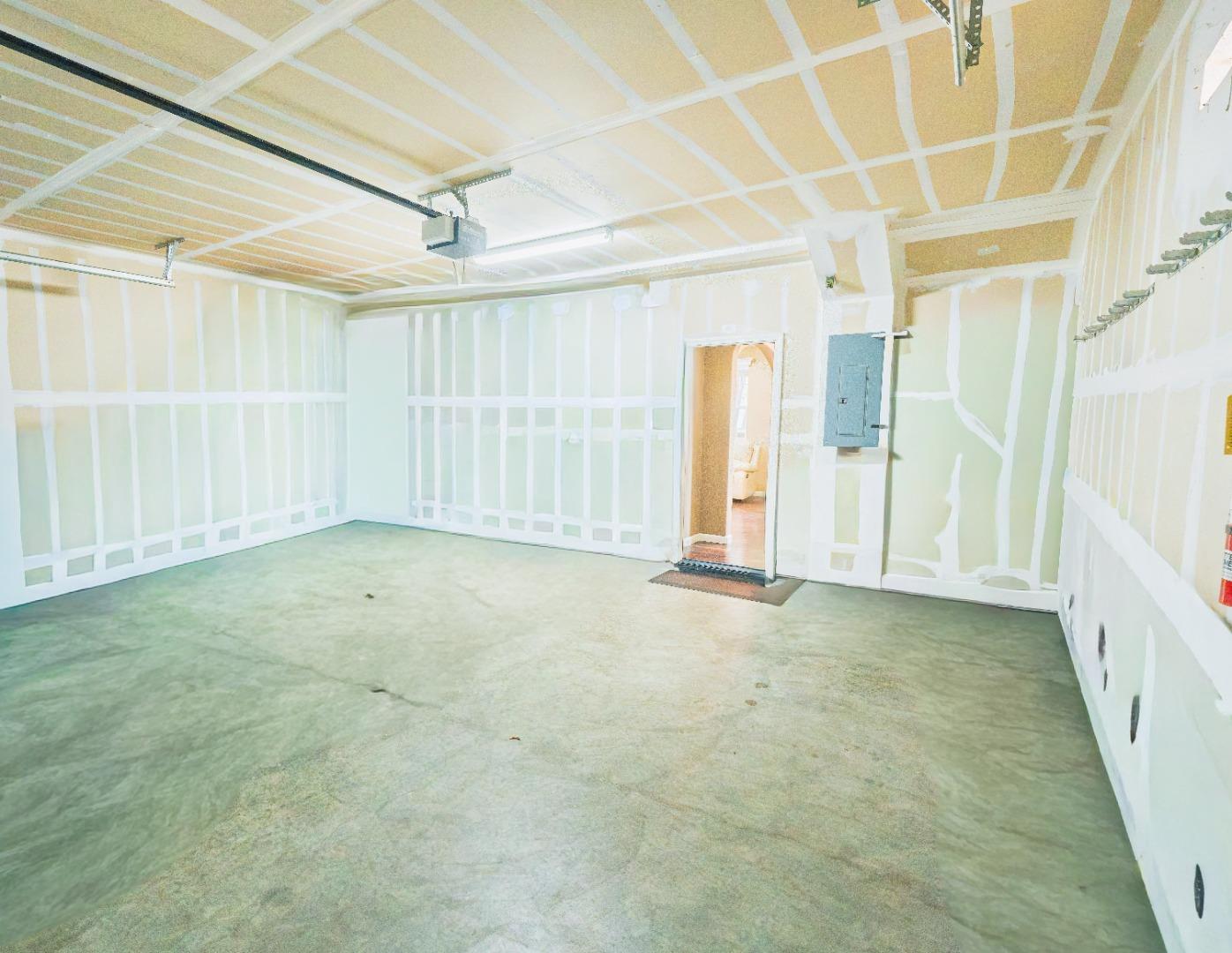 Detail Gallery Image 26 of 31 For 225 Montevina Way, Hayward,  CA 94545 - 3 Beds | 2/1 Baths