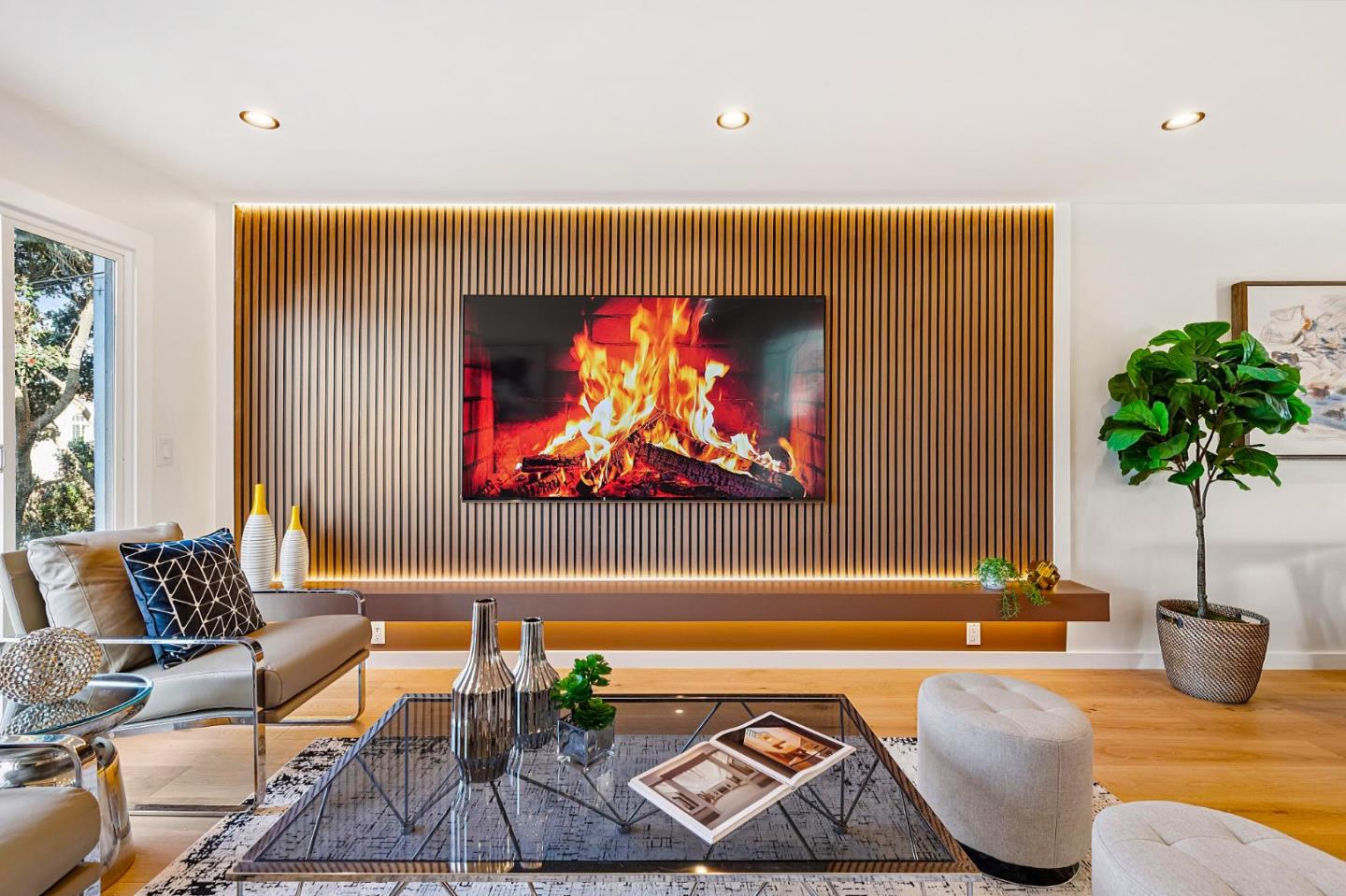 Detail Gallery Image 13 of 73 For 4329 Pacheco St, San Francisco,  CA 94116 - 4 Beds | 4 Baths