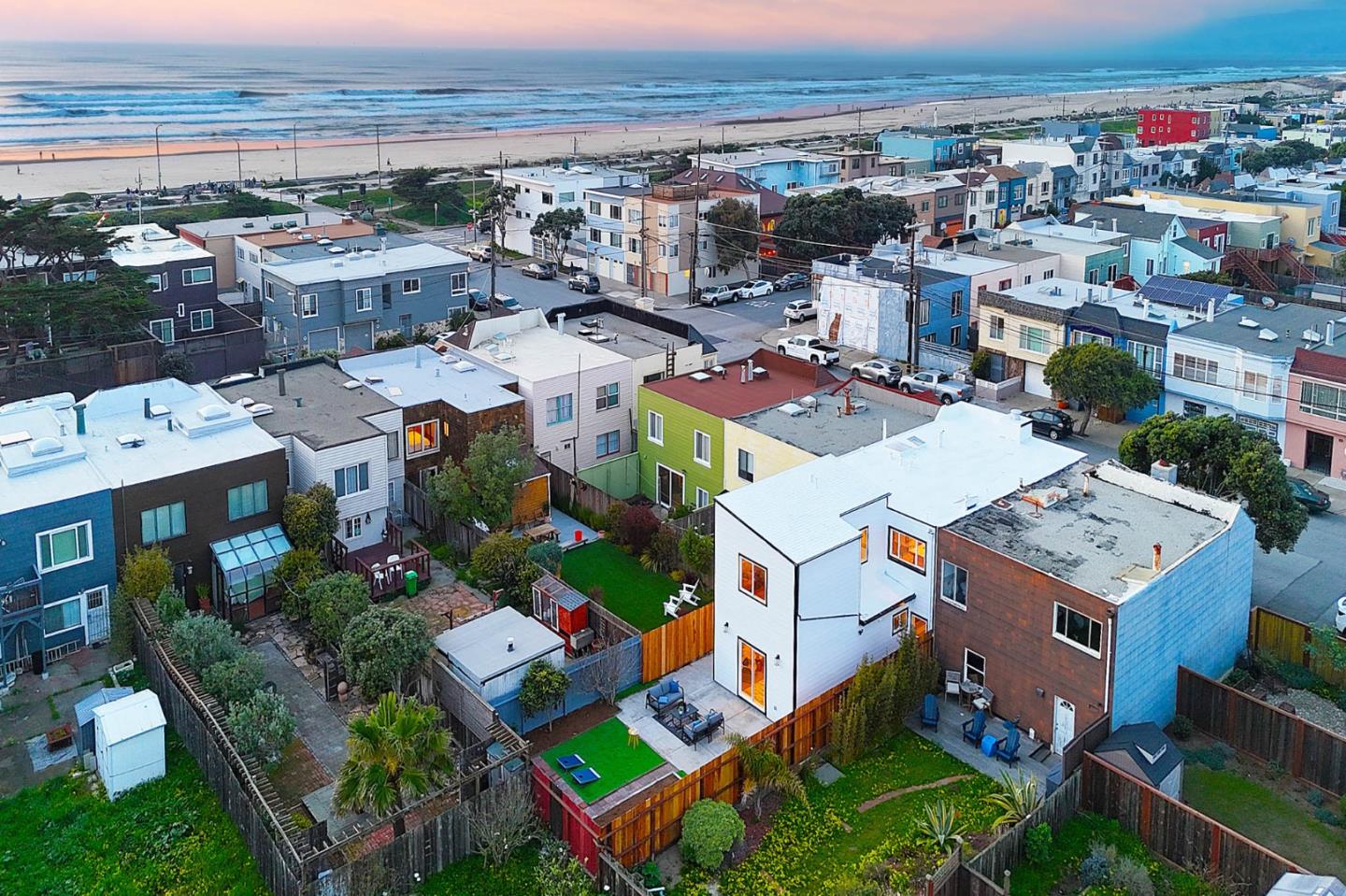 Detail Gallery Image 3 of 73 For 4329 Pacheco St, San Francisco,  CA 94116 - 4 Beds | 4 Baths