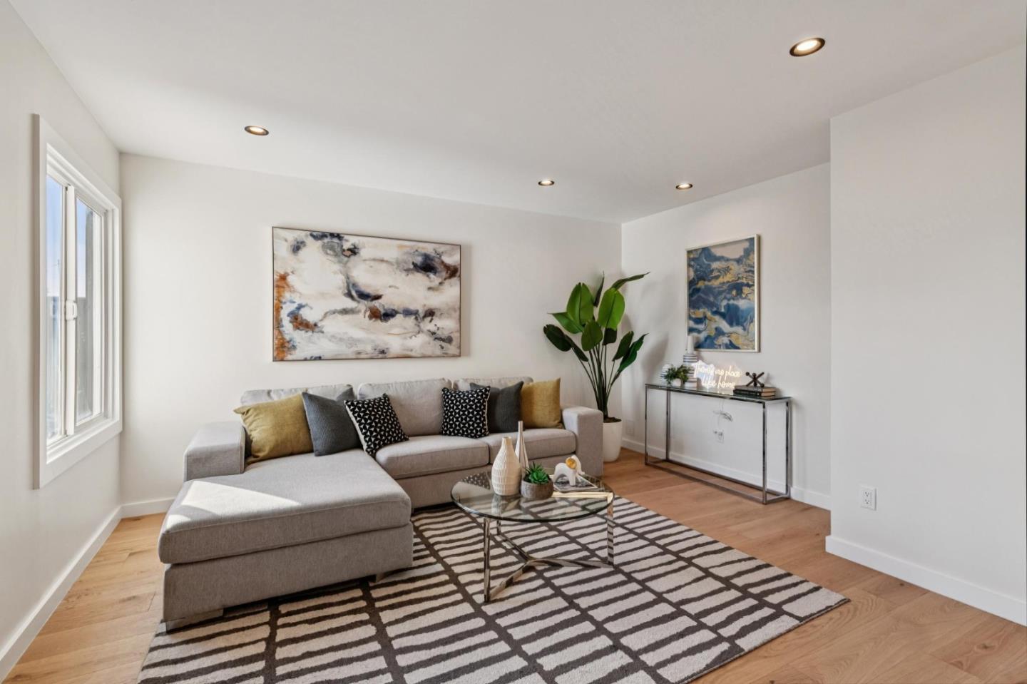 Detail Gallery Image 32 of 73 For 4329 Pacheco St, San Francisco,  CA 94116 - 4 Beds | 4 Baths