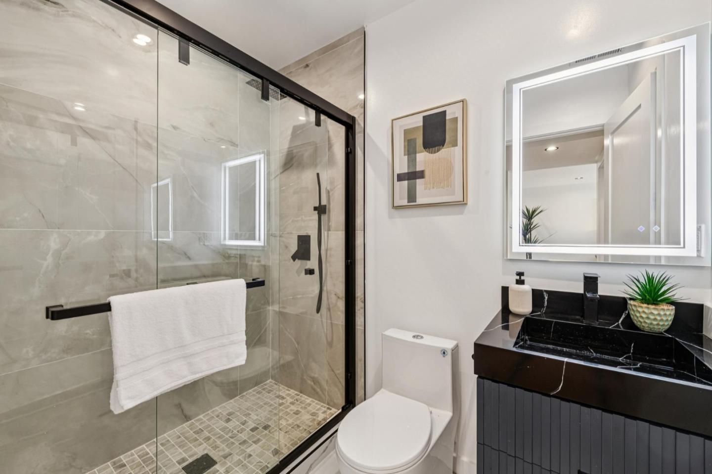 Detail Gallery Image 43 of 73 For 4329 Pacheco St, San Francisco,  CA 94116 - 4 Beds | 4 Baths