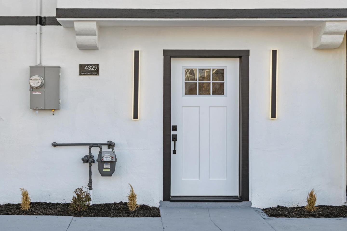 Detail Gallery Image 9 of 73 For 4329 Pacheco St, San Francisco,  CA 94116 - 4 Beds | 4 Baths